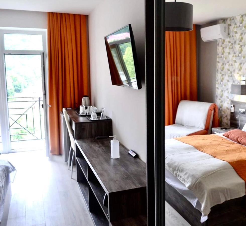 Village Apartments Polyana Экстерьер фото