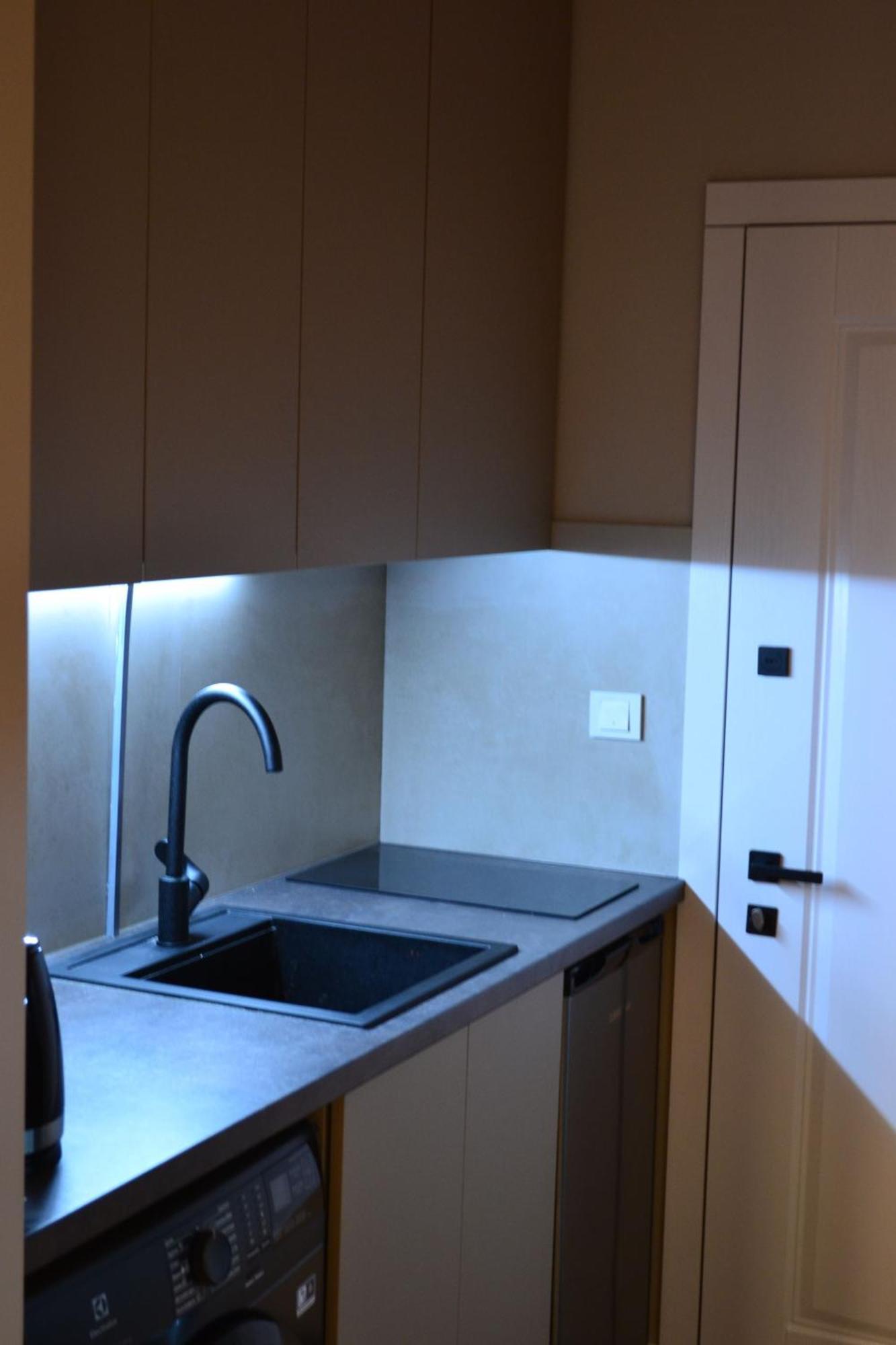 Village Apartments Polyana Экстерьер фото