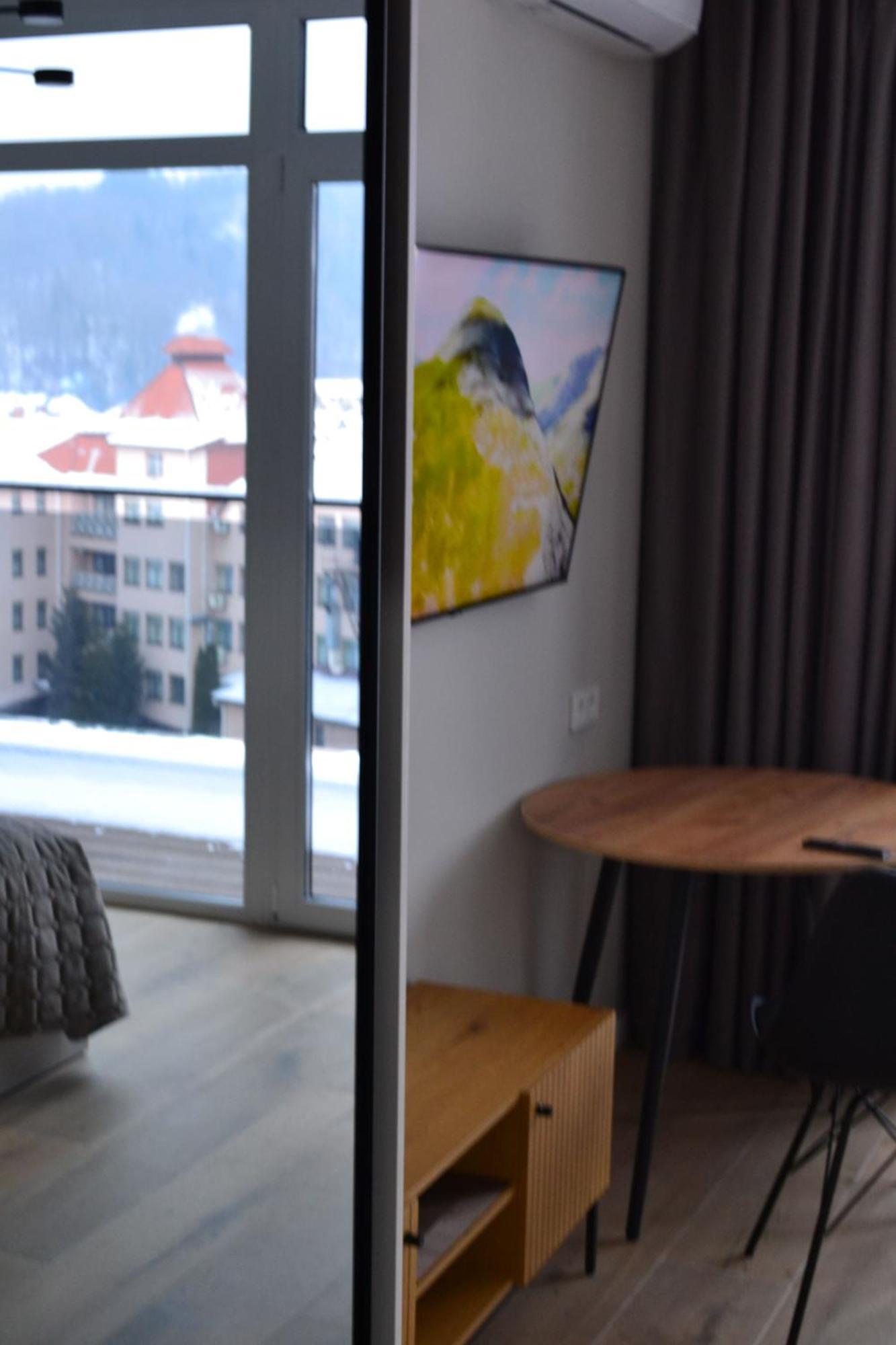 Village Apartments Polyana Экстерьер фото