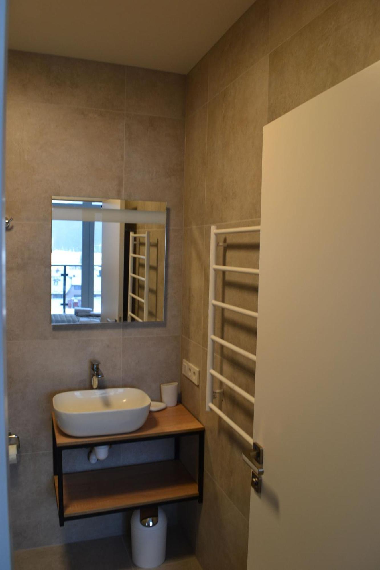 Village Apartments Polyana Экстерьер фото