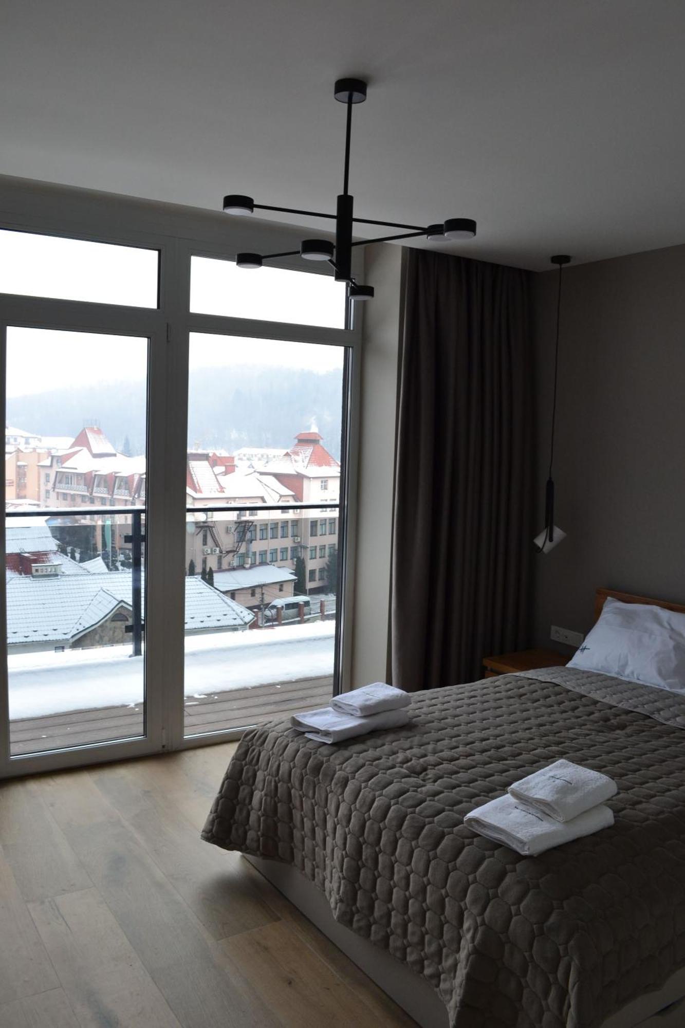 Village Apartments Polyana Экстерьер фото