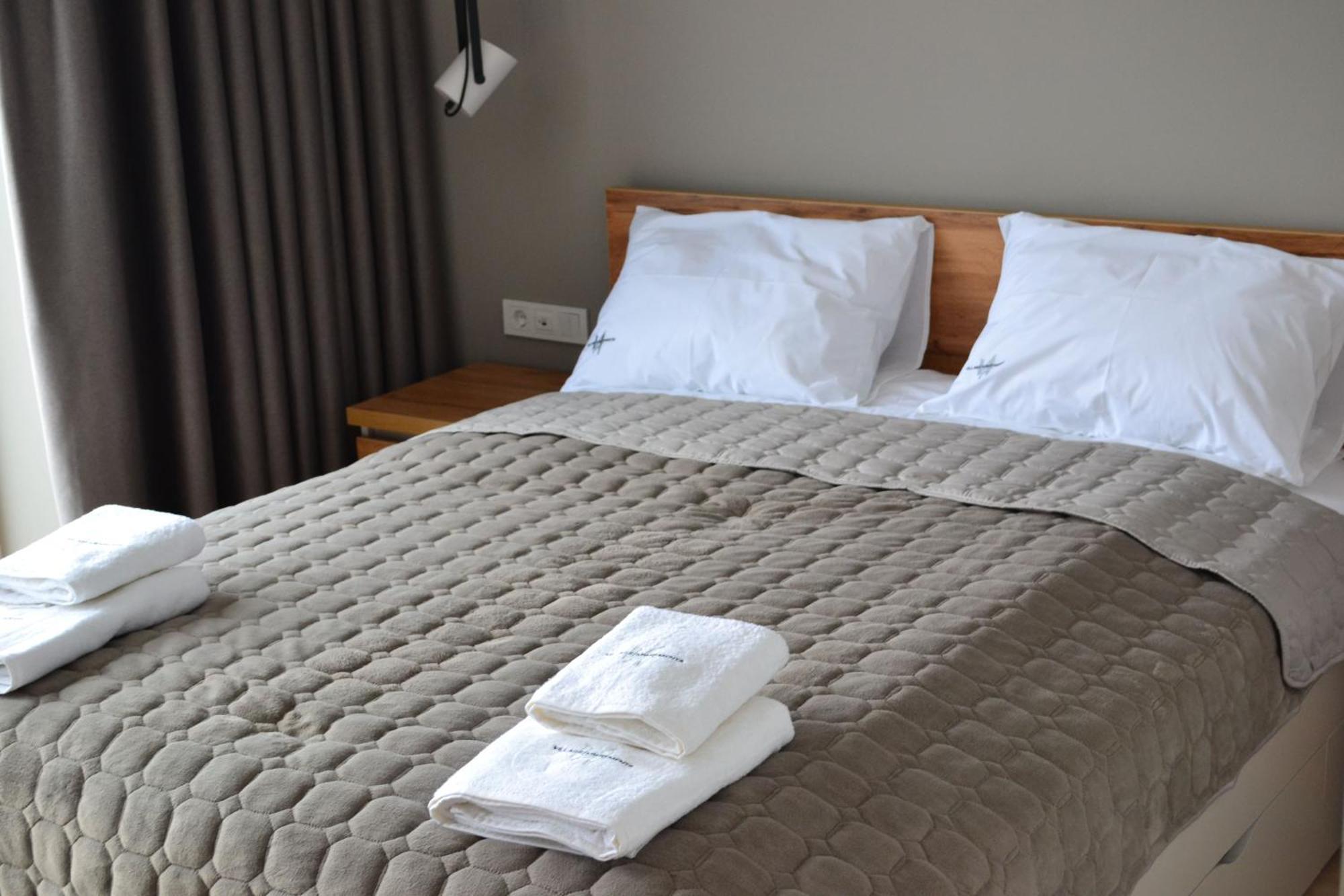 Village Apartments Polyana Экстерьер фото