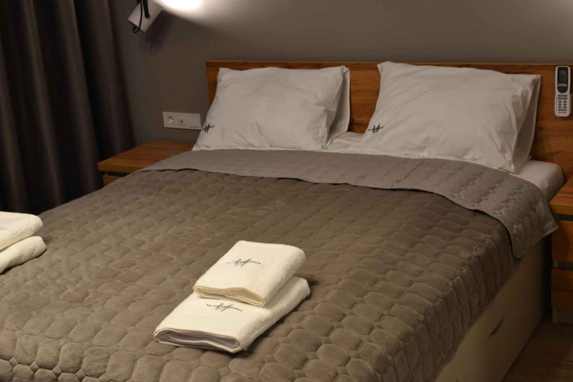 Village Apartments Polyana Экстерьер фото