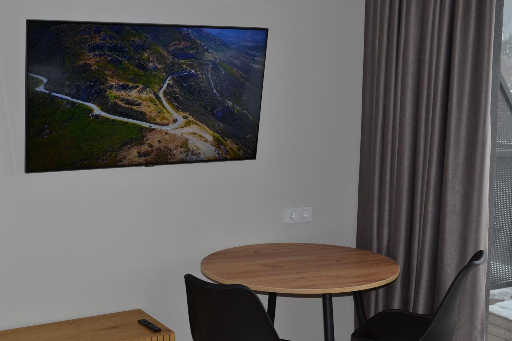 Village Apartments Polyana Экстерьер фото