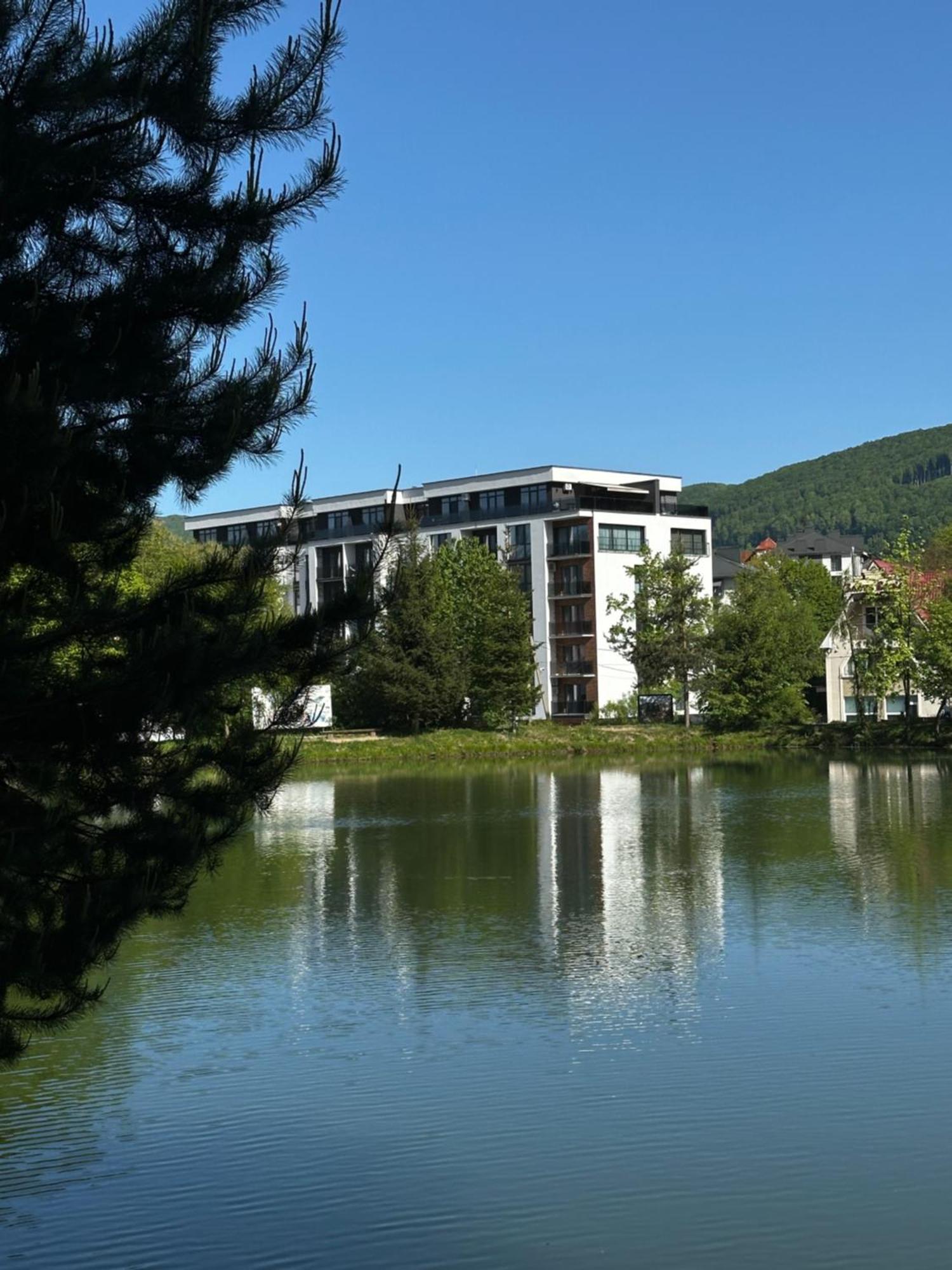 Village Apartments Polyana Экстерьер фото